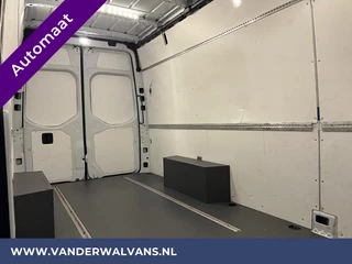 Mercedes-Benz Sprinter Cruisecontrol, 3500kg Trekhaak, Parkeersensoren, Stoelverwarming, Android auto, MBUX, Chauffeursstoel, Bijrijdersbank - afbeelding nr 15