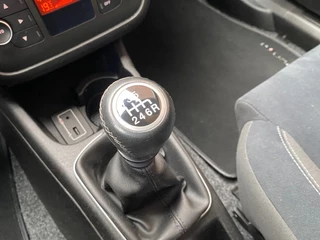 Fiat Punto Fiat Punto 0.9 TWINAIR LOUNGE 102 PK CLIMA CRUISE PDC LMV - afbeelding nr 14