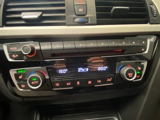 BMW 3 Serie BMW 3-serie Touring 318i Executive | LED | ELEKT ACHTERKLEP | NAVI | 18