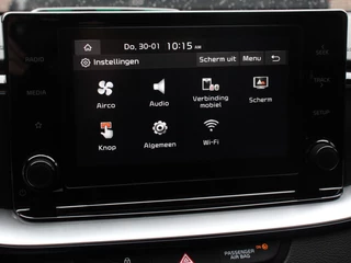 Kia Ceed Sportswagon Kia Ceed Sportswagon 1.6 GDI PHEV DynamicLine  Achteruitrijcamera Stuurverwarming Stoel verwarming Climate control LED Keyless start/ entry Parkeersensoren achter Adaptieve cruise control Lane assist - afbeelding nr 24
