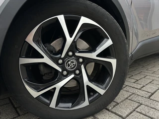 Toyota C-HR Toyota C-HR 1.8 Hybrid Bi-Tone - afbeelding nr 33