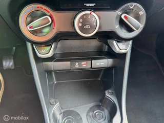 Kia Picanto Kia Picanto 1.0 MPi Dynamic Line   Navigatie , Achteruit rij camera  Aple Carp[lay / Android Auto  , Bleutooth , Spotify   Ectr ramen , Centrale deurvergrendeling met afstandbediening , Rood Metaallak ! - afbeelding nr 27
