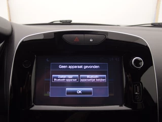Renault Clio TREKHAAK / NAVI / AIRCO / PDC / BLUETOOTH / CRUISE / DAB+ / NL-AUTO - afbeelding nr 12