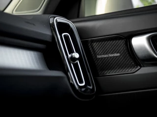 Volvo XC40 Volvo XC40 1.5 T3 Momentum Pro | Intellisafe ProLine & Surround | Audio Line | El. achterklep | Navi + Apple Carplay & Android Auto | Stoelverwarming | PDC V+A + Camera achter | Full LED | Draadloos opladen - afbeelding nr 45