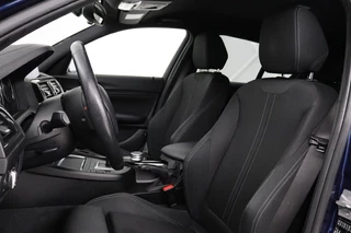 BMW 1 Serie BMW 1-serie 118i Sport Line Edition | Full LED |  Sportstoelen | Navigatie | Climate control | Parkeerhulp | Cruise control - afbeelding nr 5