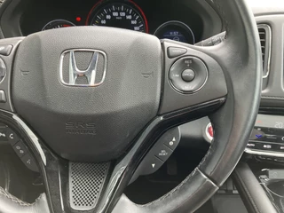 Honda HR-V Honda HR-V 1.5 i-VTEC Executive | navigatie | panoramadak | trekhaak | camera | stoelverwarming | all season banden - afbeelding nr 29