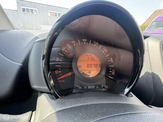 Toyota Aygo Toyota Aygo 1.0 VVT-i x-fun Airco - afbeelding nr 17