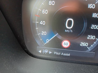 Volvo S60 Volvo S60 2.0 T4 R-Design|PANO|HARMAN KARDON|AUTOMAAT|1ste Eig|Adapt Cr - afbeelding nr 27