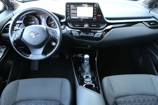 Toyota C-HR Toyota C-HR 2.0 Hybrid Style Luxury | JBL | Camera | Navi - afbeelding nr 4