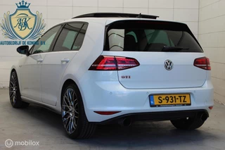 Volkswagen Golf Volkswagen Golf 2.0 TSI GTI Performance I PANO I LED - afbeelding nr 4