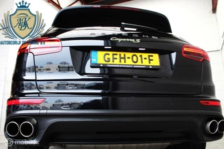 Porsche Cayenne Porsche Cayenne 3.0 S E-Hybrid Platinum Pano,ACC,Luchtvering - afbeelding nr 24