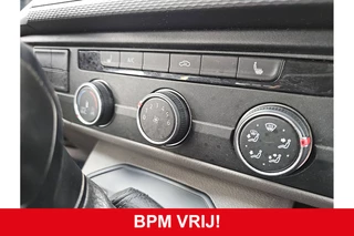 Volkswagen Transporter Volkswagen Transporter 2.0 TDI L2H1 T6.1 Automaat Airco Camera Trekhaak CarPlay Euro6! - afbeelding nr 9