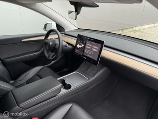 Tesla Model Y Tesla Model Y Long Range AWD 75 kWh - SOH 92 % - trekhaak - afbeelding nr 16