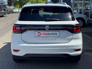 Volkswagen T-Cross Volkswagen T-Cross 1.0 TSI AUT. R-LINE LED NAVI CARPLAY DIGITALE SCHERM AIRCO LMV P - afbeelding nr 19
