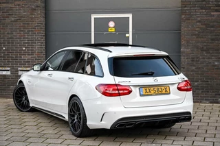 Mercedes-Benz C-Klasse Mercedes-Benz C-klasse Estate C63S | 1E NL EIG | BTW AUTO | KUIPSTOELEN, KERAMISCH, PANO, 1E LAK, SUPER NETTE AUTO, NIGH - afbeelding nr 2