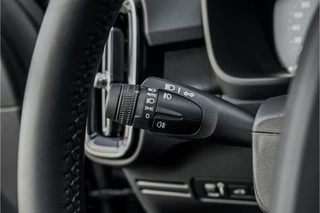 Volvo XC40 Volvo XC40 1.5 T5 Recharge Ultimate Bright Pano Leder H/K Memory Seats - afbeelding nr 50