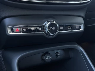 Volvo XC40 Stuurwiel verwarmd | Navigatie - afbeelding nr 34