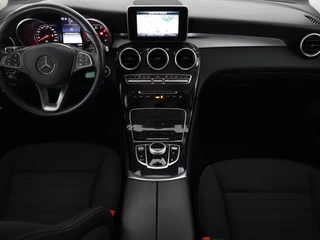 Mercedes-Benz GLC Mercedes-Benz GLC-klasse BLACK SERIES PACK 250 4MATIC Premium Plus Automaat | Navigatie | 360° camera | Privacy Glass | - afbeelding nr 6
