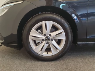 Volkswagen Golf Volkswagen Golf Variant 1.0 eTSI 110pk DSG/AUT Life Camera, ACC, Winterpakket - afbeelding nr 23