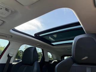 Peugeot 3008 Peugeot 3008 1.2 PureTech Allure 1e Eigenaar,Navi,Pano,Camera,131pk,Cruise,Clima,Trekhaak,Half Leder,Vol Opties,Dealer Onderhouden,Pdc V+A,APK tot 08-2026 - afbeelding nr 24