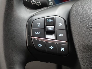 Ford Transit Ford Transit 105pk 2.0 L2H2 Trend Airco Trekhaak Navi Cruise Airco Navi Trekhaak Cruise Control - afbeelding nr 16