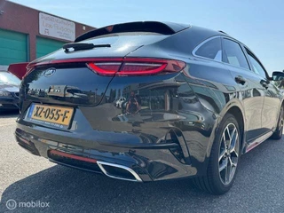 Kia ProCeed Pro Ceed 1.0 T urbo 120pk  GT-Line  Panorama dak, 17 inch velg.  Keyless entry , Voorstlelen & Stuur verwarmd , Navigatie , Achteruit rij Camera  , Apple Carplay / Android Auto , GT Line exterieur  & interieur - afbeelding nr 7