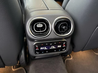 Mercedes-Benz GLC Mercedes GLC-klasse 400e 4MATIC AMG Line ACHTERAS BESTURING /LUCHTVERING/HEADUP/PANO - afbeelding nr 13