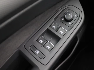 Volkswagen Golf Volkswagen Golf 1.5 eHybrid Style Edition 204PK DSG Pano-Schuifdak, Adaptieve Cr - afbeelding nr 34
