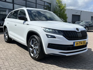 Škoda Kodiaq Škoda Kodiaq 1.5 TSI DSG Sportline Business Navigatie 19 Inch Velgen Canton Audio DAB ACC Elek Stoel + Verwarming Camera Keyless Getint Glas Metallic BTW NL Auto - afbeelding nr 7