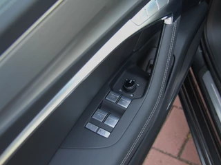 Audi A6 Audi A6 Avant 55TFSI e Hybrid 367pk quattro Competition S-line | Pano dak | B&O | Trekhaak - afbeelding nr 31