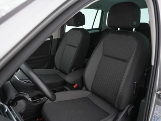 Volkswagen Tiguan *ADAPTIVE-CRUISE | NAVI-FULLMAP | KEYLESS | CAMERA | BLINDSPOT | COMFORT-SEATS | ECC | PDC | 17''ALU* - afbeelding nr 20