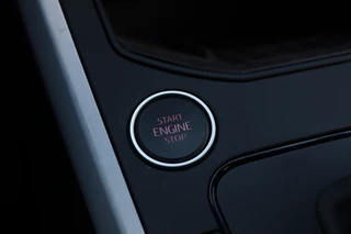 SEAT Arona SEAT Arona 1.0 TSI Style Business Matrix LED/Camera/Keyless/Acc/Ecc/App-Connect/17