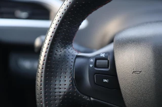 Peugeot 208 Peugeot 208 1.2 PureTech GT-line 110 pk Carplay|Cruise|Camera|Ecc|Navi|Lmv|Cruise - afbeelding nr 14