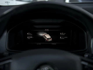 Škoda Karoq Škoda Karoq 1.5TSi ACT 150pk DSG Style Business | Leer | Navi  & App-Connect | 18