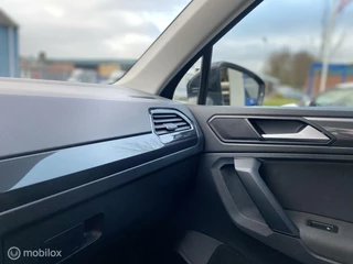 Volkswagen Tiguan Volkswagen Tiguan 1.5 TSI ACT |Pano.dak|Stoel.verw|Carplay| - afbeelding nr 23