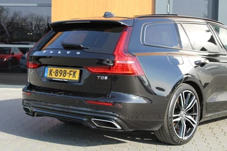 Volvo V60 Volvo V60 T5 R-Design | Pano | 360 Camera | ACC - afbeelding nr 16