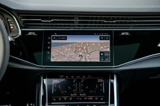 Audi Q8 Audi Q8 60 TFSI e Competition | Nieuw | Facelift | Advanced onderstel | Vierwielbesturing | Pano | B&O | Massage | Trekhaak | 23 inch | - afbeelding nr 32