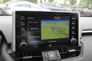 Toyota RAV4 Toyota RAV4 2.5 Hybrid AWD Bi-Tone / Trekhaak / Panoramadak / 360Camera / Leder / JBL / Keyless / 18'' / Dodehoek / DAB / Keyless - afbeelding nr 20