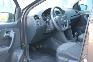 Volkswagen Polo Volkswagen Polo 1.2 TSI Comfortline | Airco/Trekhaak/LMV/PDC - afbeelding nr 4