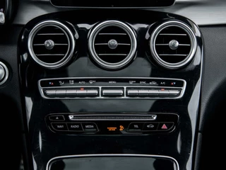 Mercedes-Benz GLC Mercedes GLC-klasse 220d 170PK 4MATIC Aut AMG Panoramadak Navi Trekhaak - afbeelding nr 25