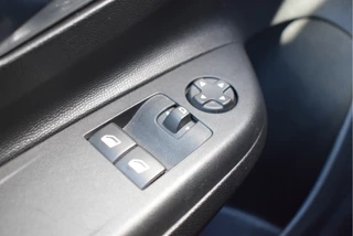 Opel Corsa Opel Corsa 1.2 Edition | Parkeersensoren | Navi | Apple Carplay/Android Auto - afbeelding nr 12