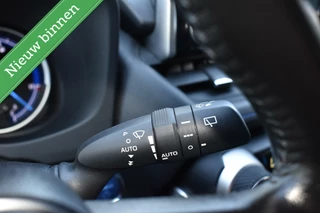 Toyota RAV4 Toyota RAV4 2.5 Hybrid Style Two Tone NAVIGATIE/CAMERA/STUURW/STOELVW/ETC.! - afbeelding nr 36
