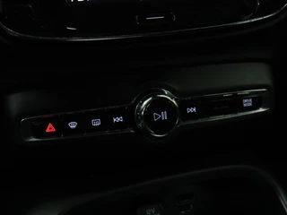 Volvo XC40 Volvo XC40 1.5 T5 Twin Engine Momentum Pro [APPLE CARPLAY, DIGITAL DASH, CRUISE CONTROL,  SCHUIFKANTELDAK, STUURVERWARMING, STOELVERWARMING V+A,  PDC ACHTER,  ELEKTRISCHE ACHTERKLEP, NAVIGATIE, NIEUWSTAAT] - afbeelding nr 22