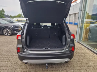 Ford Kuga Ford Kuga 2.5 PHEV Titanium 225pk | Winterpack | Trekhaak | 1.500kg geremd | Camera - afbeelding nr 4