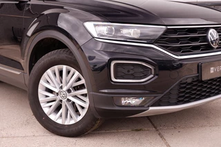 Volkswagen T-Roc Volkswagen T-Roc 1.5 TSI Sport | LED | Trekhaak | Carplay | Camera | PDC - afbeelding nr 57