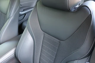 BMW 3 Serie BMW 3 Serie 330E Navi, Clima, Apple Carplay/ Android Auto, etc. - afbeelding nr 17