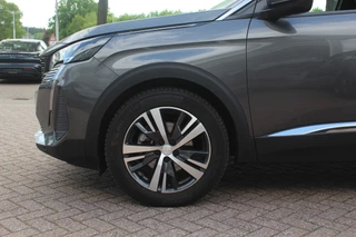 Peugeot 5008 Peugeot 5008 1.2 Hybrid Allure Pack Business 7p. / Camera / Half leder / Navigatie / 18'' / Keyless / Dodehoek / Stoelverwarming / Cruise Control - afbeelding nr 14