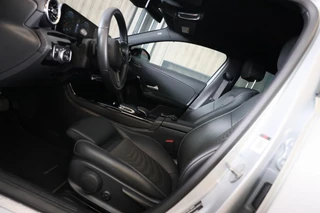 Mercedes-Benz A-Klasse Mercedes-Benz A-klasse 180 AMG 45 Look / AUT / Cruise Control / Camera / F1 Flippers / Navi / Led / Pdc / Xenon / 20 Inch - afbeelding nr 9