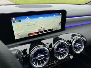 Mercedes-Benz CLA Mercedes CLA-klasse 250 e AMG CLA250e Coupe Panoramadak|Keyless|Advanced sound|Sfeerverlichting|Night pakket - afbeelding nr 37