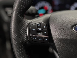 Ford Focus Ford Focus 1.0 EcoBoost Titanium Business | Automaat | ST Line | Camera | Carplay - afbeelding nr 28